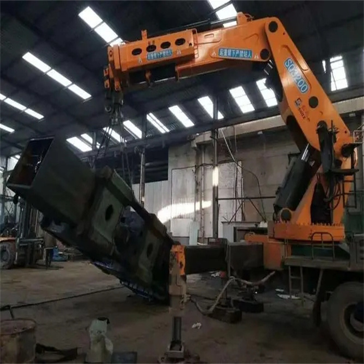 宁津130吨折臂吊车出租吊机租赁附近电话