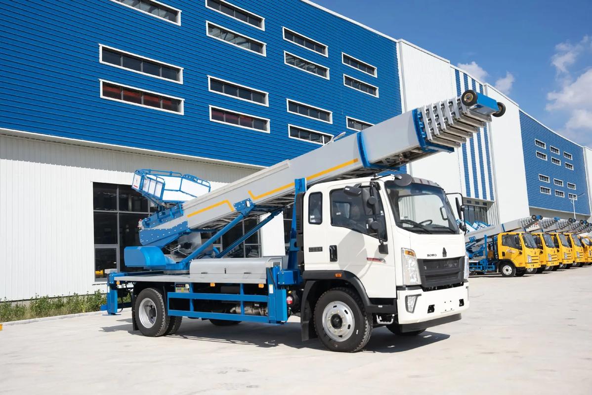 宁津出租云梯车高空作业车 建筑垃圾搬运